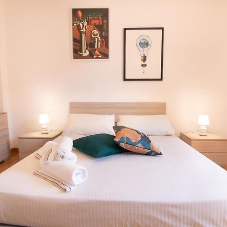 Appartement Relais Emilei à Vérone Extérieur photo