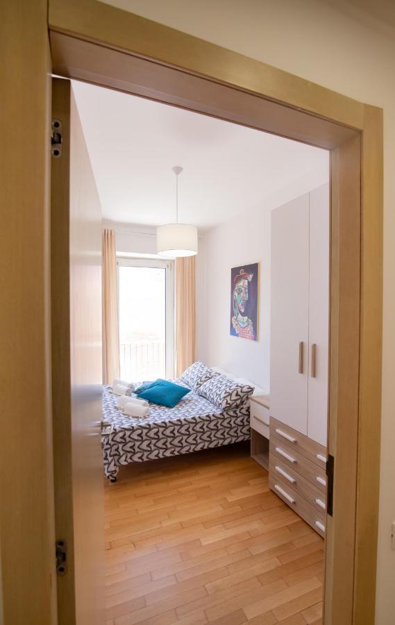 Appartement Relais Emilei à Vérone Extérieur photo