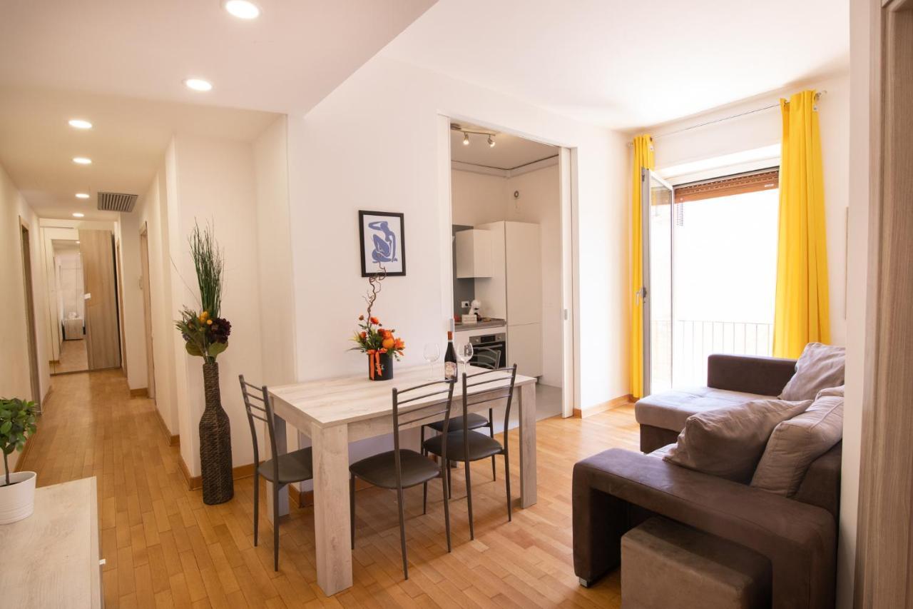 Appartement Relais Emilei à Vérone Extérieur photo