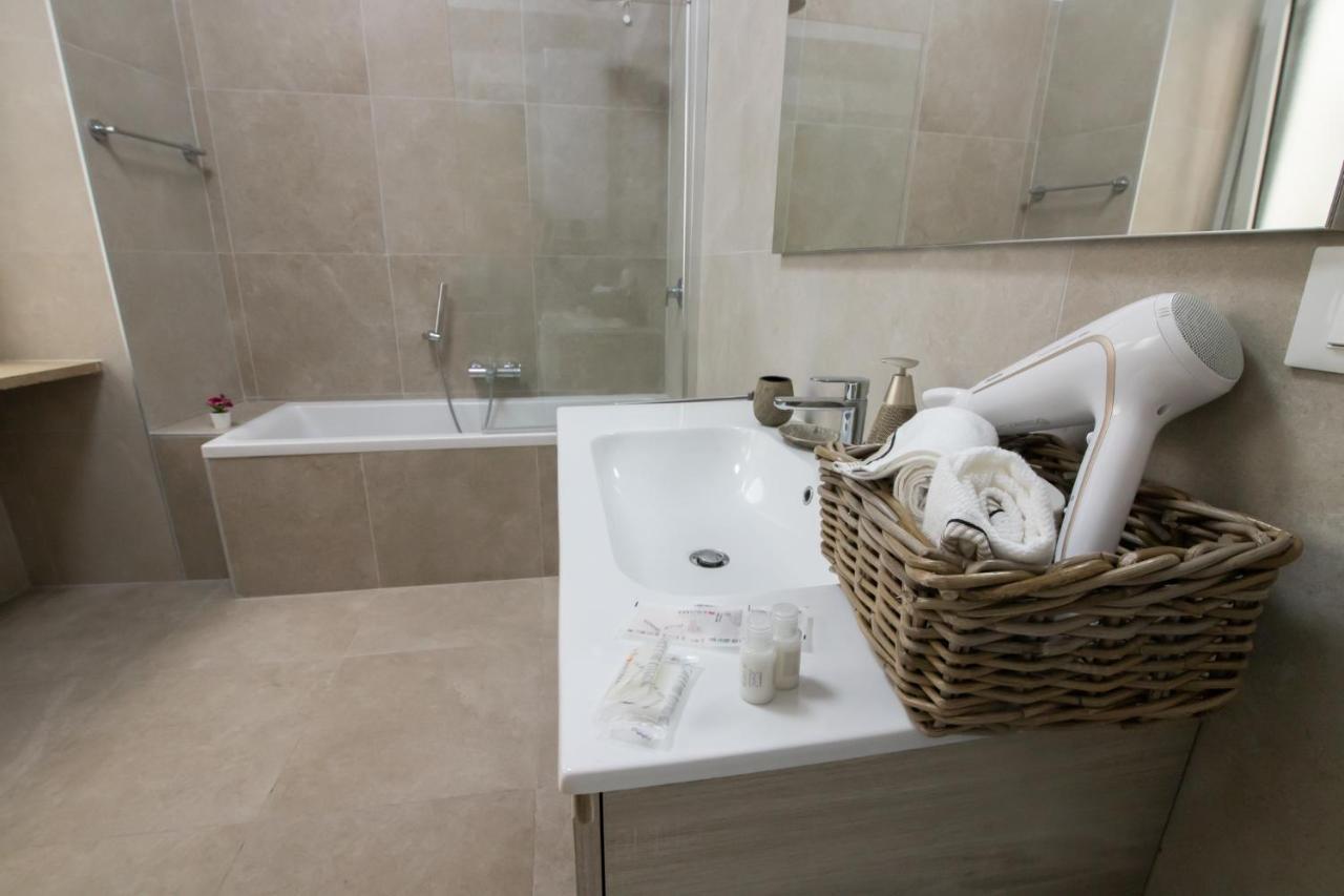 Appartement Relais Emilei à Vérone Extérieur photo